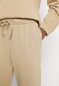 VILA Träningsbyxor - beige