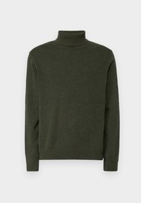 Pull en maille douce de couleur vert foncé avec col montant, présentant une coupe ajustée et des poignets et un ourlet côtelés. Style classique et simple.