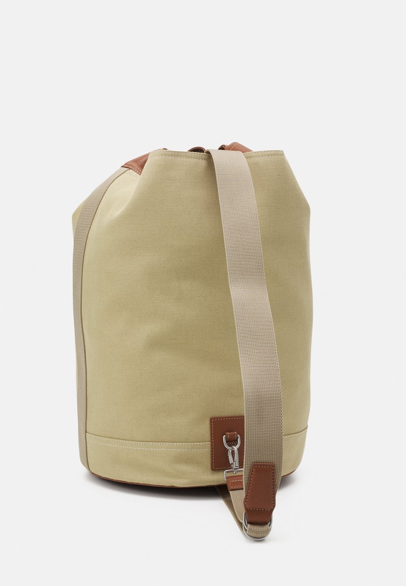 Herren Rucksäcke | Paul Smith HUTILI UNISEX Umhängetasche camel - AW24448 Herren Rucksäcke | Paul Smith HUTILI UNISEX Umhängetasche camel - AW24448