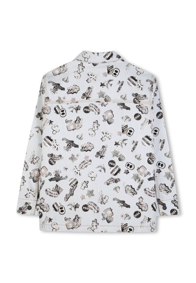 Chemise blanche arborant un motif ludique de diverses icônes cartoon, avec des contours noirs et des accents gris clair sur un fond rayé.
