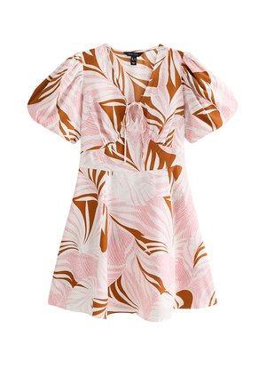 Robe courte avec manches bouffantes, motif abstrait de feuilles marron et rose, col en V avec détail noué devant et jupe évasée.