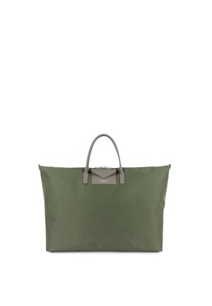 Grote olijfgroene tote-tas met grijze handvatten en een klein voorvak met klep, tegen een witte achtergrond.