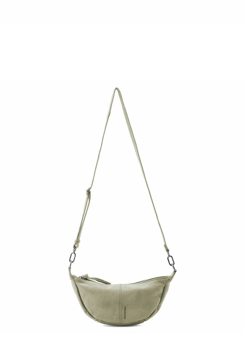 Borsa a spalla in pelle di colore verde chiaro, forma curva con chiusura a zip, tracolla regolabile e dettagli in metallo. Texture liscia.