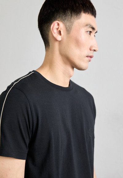 Ron Dorff PIPING - Basic T-shirt - black