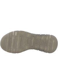 Schuhsohle mit einer durchsichtigen, strukturierten Oberfläche, die ein geometrisches Muster und verschiedene rechteckige Vertiefungen für besseren Halt aufweist.