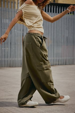 BAGGY BOI PANT - Pantaloni cargo - khaki