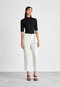 BOSS TAPIAH - Housut - open white