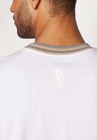 Nike Performance NBA CITY EDITION CHICAGO BULLS TEE - T-shirts - white