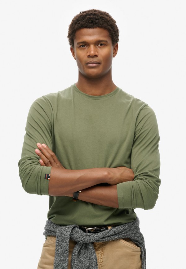 CLASSIC ESSENTIAL - Langarmshirt