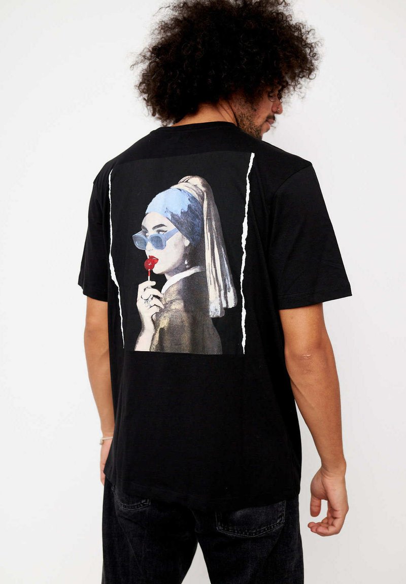 Rethink Stat SILENCE Print T shirt Black Zalando de