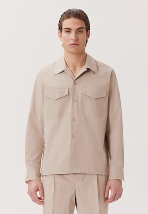 REGULAR - Overhemd - brown