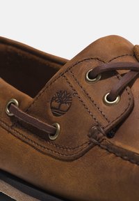 Thumbnail Image 6