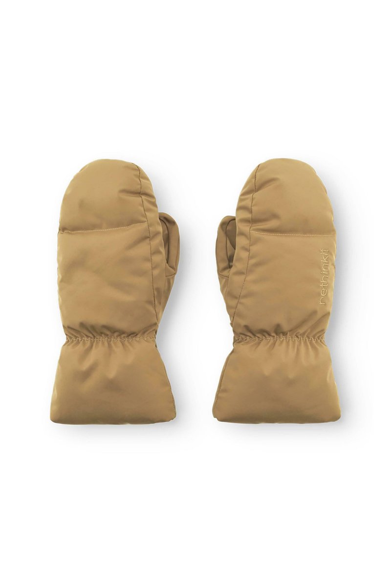 Beige isolierte Handschuhe mit glatter, gepolsterter Oberfläche, elastischen Bündchen und einem dezenten, geprägten Logo auf einer Seite.