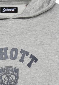 Felpa grigia con la scritta "SCHOTT" e un logo a scudo che recita "Schott Department New York" stampato sul davanti, con un'etichetta del marchio Schott all'interno del colletto.