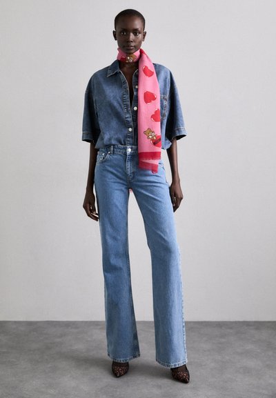 MOSCHINO HEART SCARF - Écharpe - pink