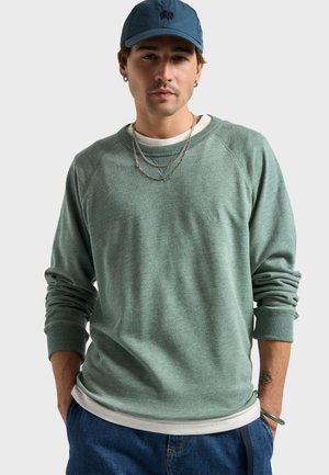 ESSENTIAL - Sudadera - green