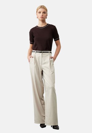 SHORT SLEEVE  - T-shirt - bas - brown