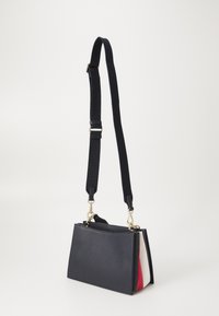 Tommy Hilfiger - Torebka