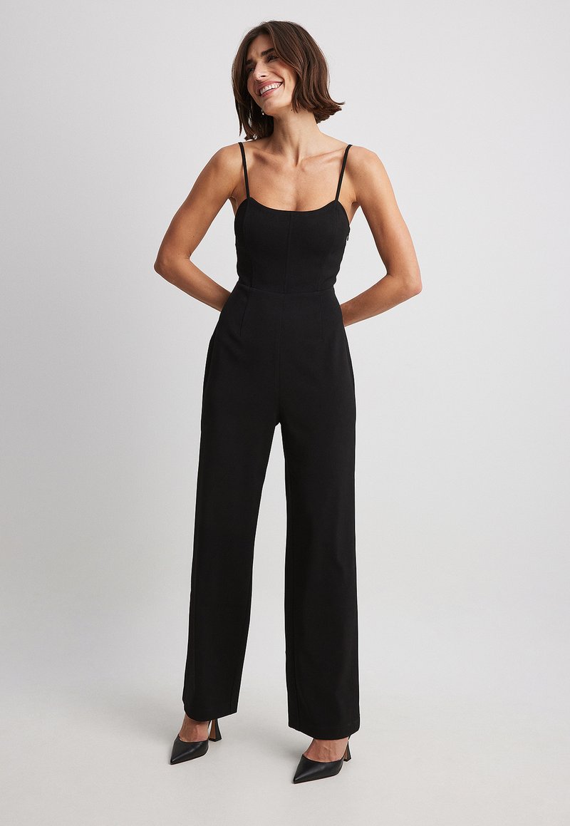 NA-KD Jumpsuit zwart