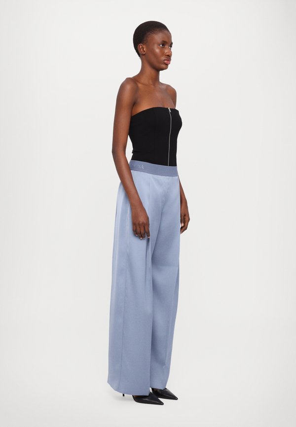 WIDE LEG LONG PANTS - Trousers3