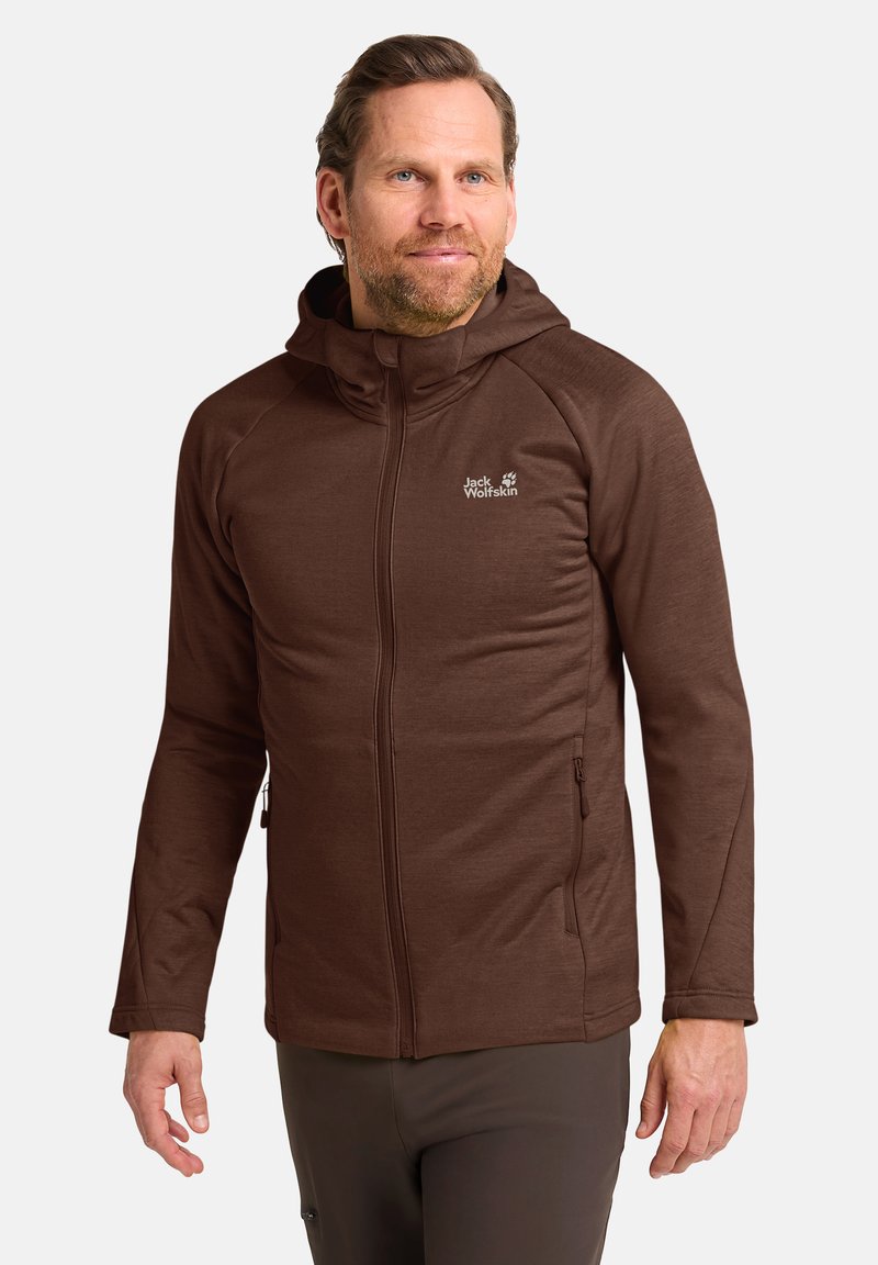 Bruine zip-up jas met een capuchon, voorzien van een logo op de borst, zijzakken en een textiel dat zorgt voor warmte en comfort.