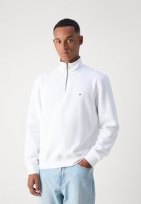 Tommy Hilfiger ESSENTIAL ZIP UNISEX - Sweater - white
