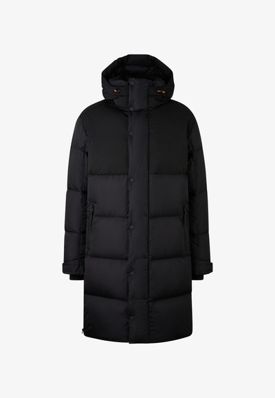 Langer schwarzer Puffer-Mantel mit Kapuze, vorderen Druckknöpfen, seitlichen Reißverschlusstaschen und verstellbaren Kapuzenkordeln mit orangefarbenen Stoppern.