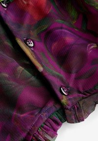 Next PRINTED PARTY - REGULAR FIT - Juhlamekko - plum purple