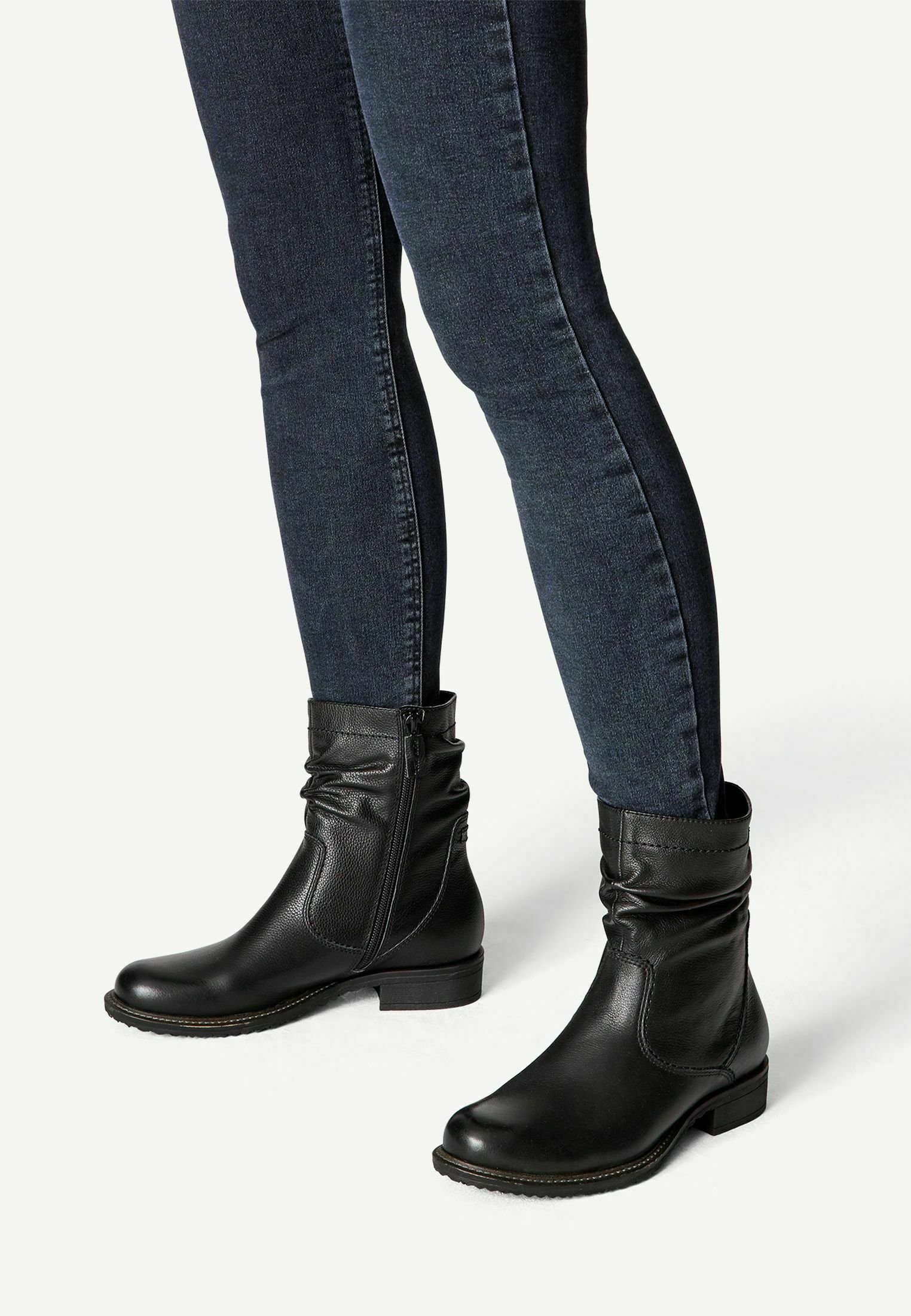 Tamaris Korte laarzen - black/Zwart - Zalando.nl