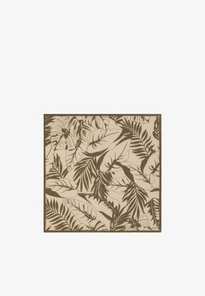 Foulard carré avec un motif de feuilles tropicales se chevauchant dans des tons beige et vert olive foncé.