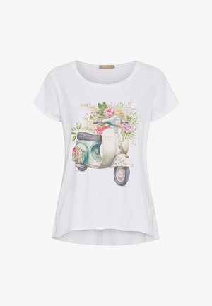 Hvid kortærmet T-shirt med et grafisk motiv af en vintage scooter prydet med farverige blomster og grønne planter. Blødt bomuldsstof.