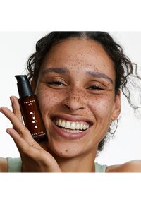 The Nue Co. THE PILL HYDRATING SKIN SERUM - Serum