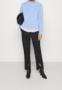 OPUS Langarmshirt - light blue