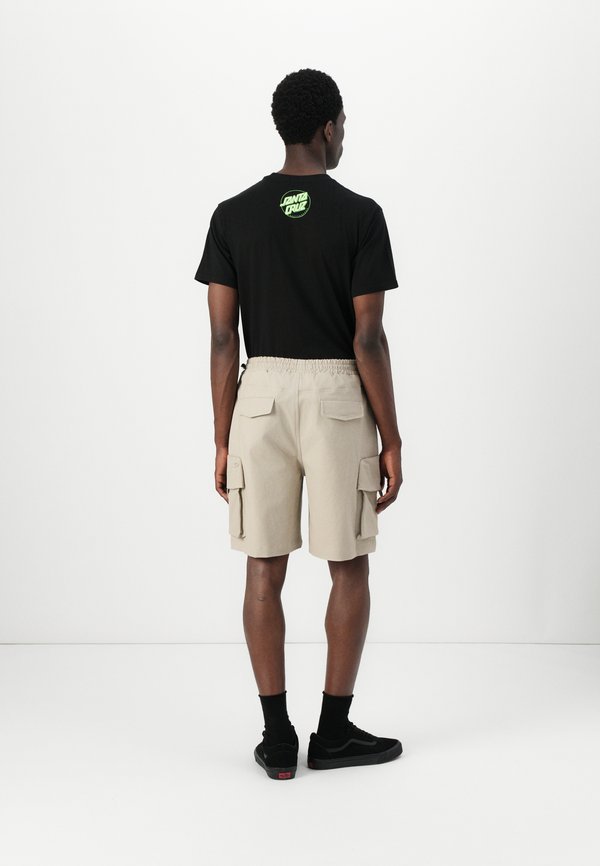 RAVEEN UNISEX - Shorts4