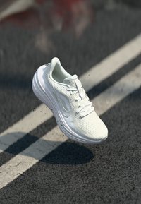 Nepasirinkta, white/summit white