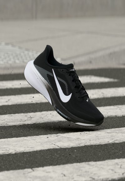 Nike Performance NIKE PEGASUS 42