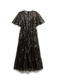 Vestido negro con diseño en capas, mangas cortas y flotantes, adornado con brillantes lentejuelas y una cintura ajustada, con escote redondo y cierre en la parte posterior.