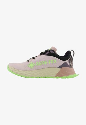 Trail running shoes - space pink
