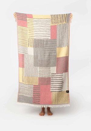 PATCH - Beach towel - red