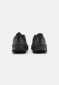 New Balance FRESH FOAM X HIERRO V8 - Løbesko trail - black