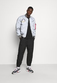 Alpha Industries NASA REFLECTIVE - Giacca in similpelle - silver