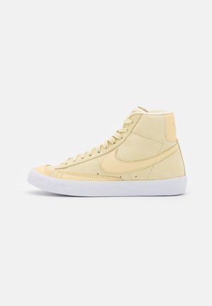Sneakers high - yellow