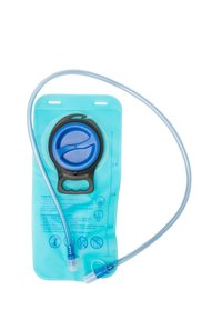 Hydrationsbehälter aus transparentem lichtblauem Kunststoff, ausgestattet mit einem schwarzen und blauen Ventil an der Oberseite, und einem klaren Trinkschlauch, der angebracht ist.