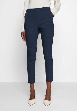 BASIC SLIM TROUSERS WITH JOGGER WAIST - Chinot - navy