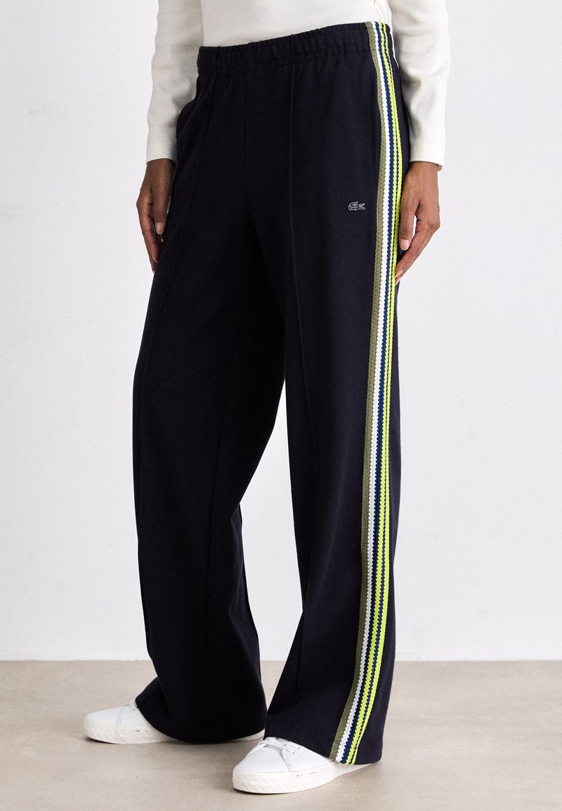 Lacoste Treniņtērpa apakšdaļas - abysm