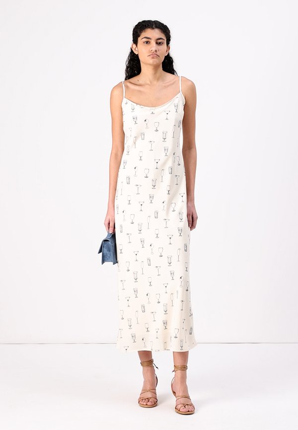 CAMI NECK SLIP MAXI DRESS   - Maxi dress - drink print4