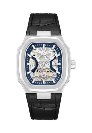 Herreur i sølvfarvet skelet-automatisk design med sort læderrem, blå accenter, synlige tandhjul og rektangulært urkasse i rustfrit stål.