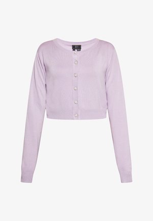 Šviesiai violetinė trumpa megztinis pagamintas iš minkštos megztos medžiagos, turi ilgomis rankovėmis, apvalų kaklą ir šešis dekoratyvinius mygtukus priekyje.