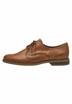 Zapato de vestir de cuero marrón con un acabado suave, puntera redonda y diseño de cordones. Presenta un detalle de costura mínimo y un tacón bajo.