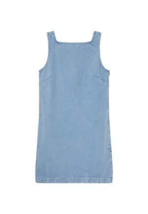 Lyseblå denimærmeløs kjole med firkantet halsudskæring og sidelommer, vist fladt på en hvid baggrund.